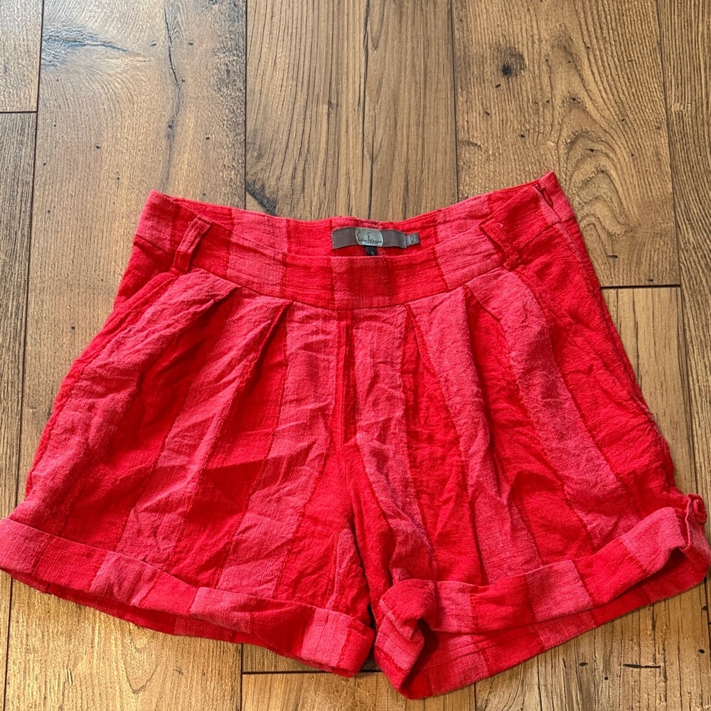 Eva Franco Red Striped Textured Pleated Cuffed Shorts Size 6 EUC